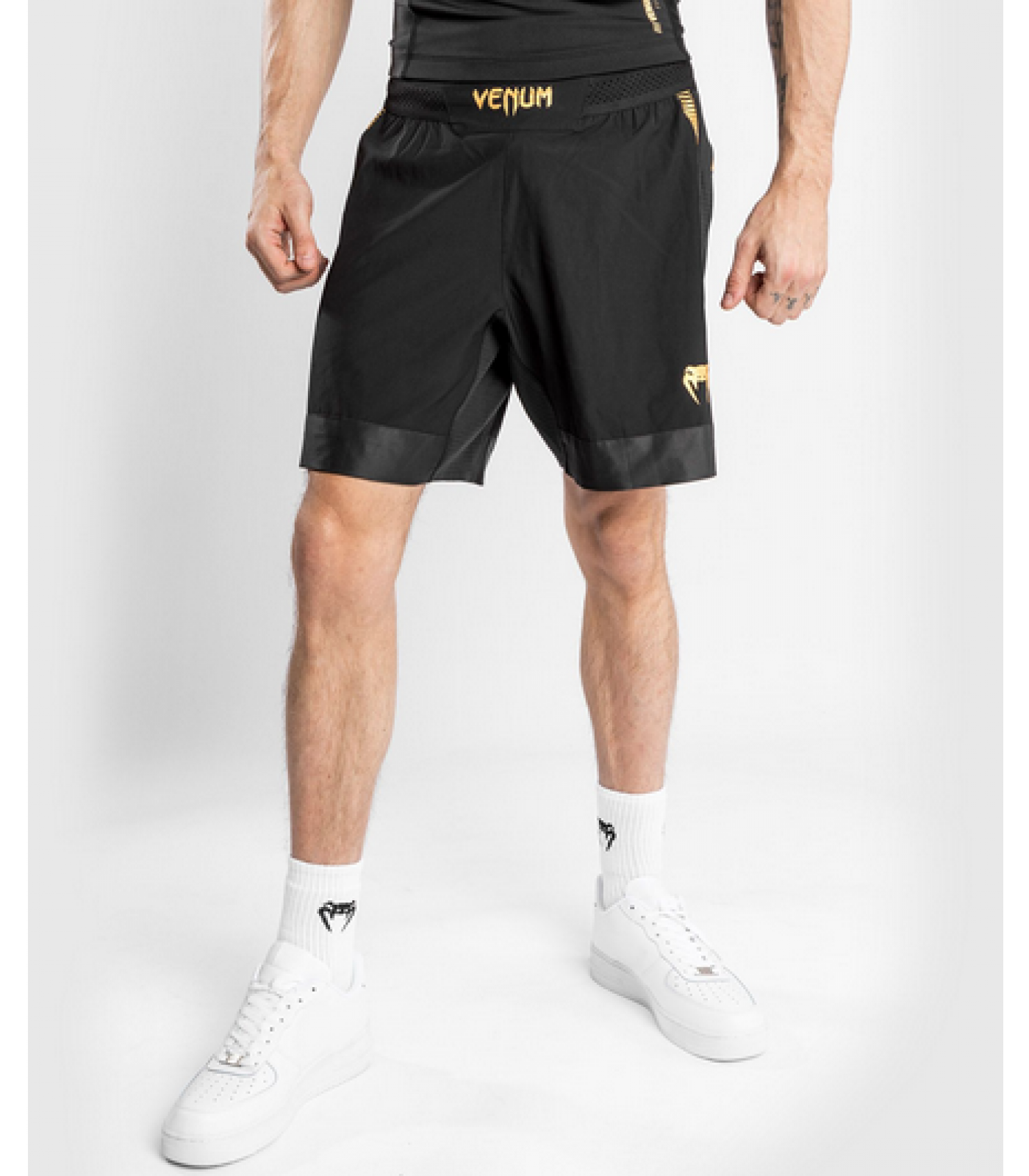 Шорти - Venum Tempest 2.0 Fightshorts – Black/Gold​